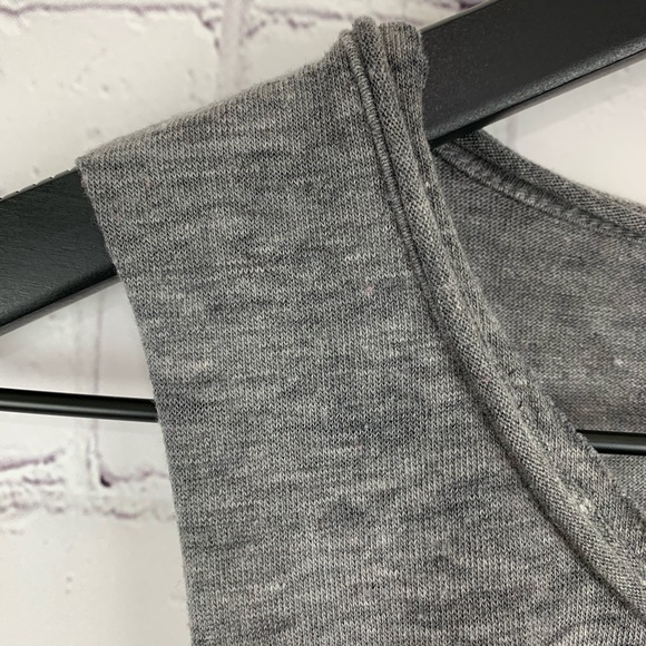 Chaser NWT Gray USA Shirttail Tank Medium - Picture 8 of 12